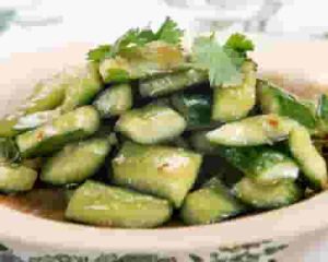 Keto Smashed Cucumber Salad